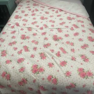 Vintage shabby chic Floral Pink Blanket